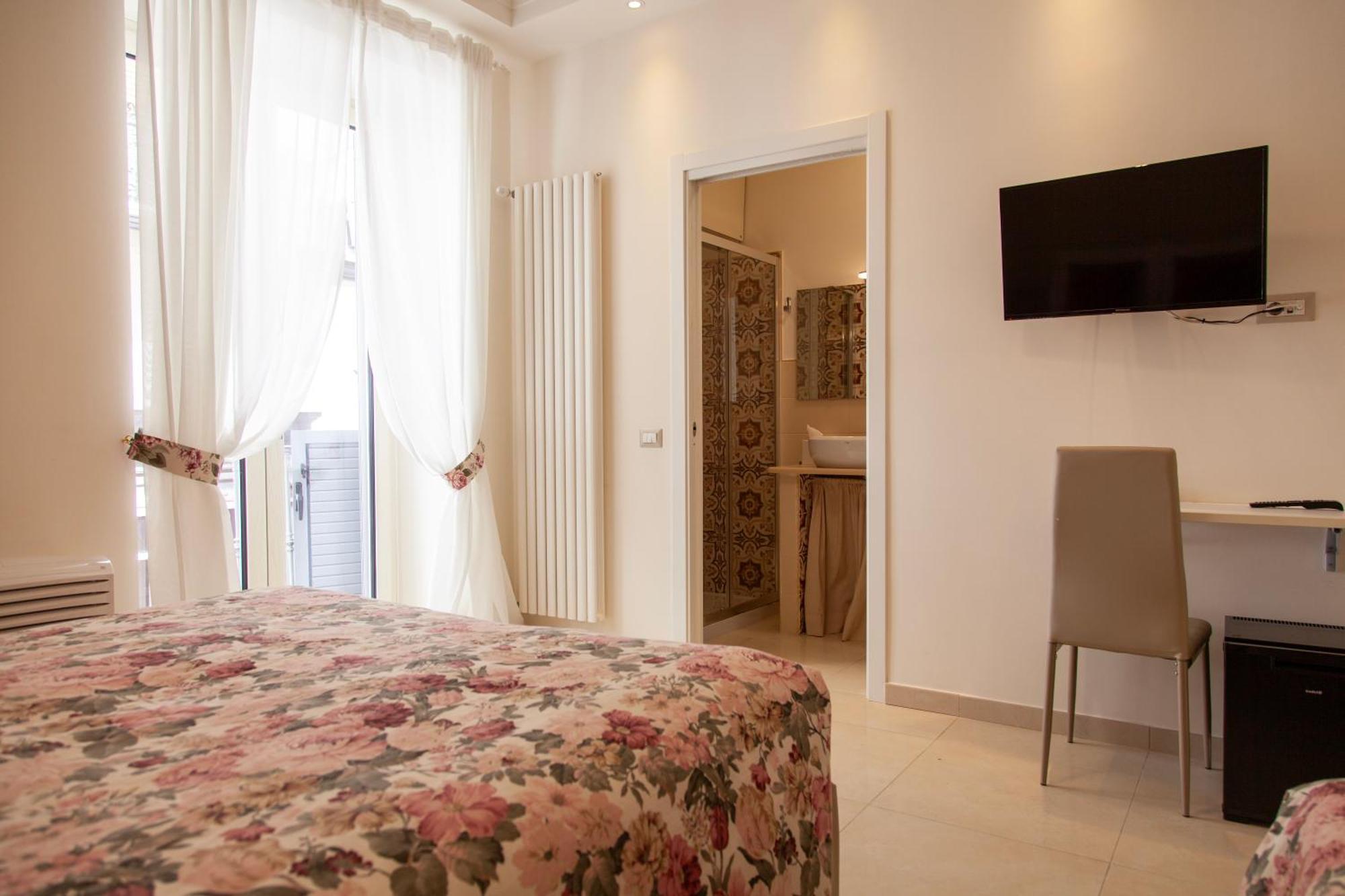Opera 5 Hotell Napoli Eksteriør bilde