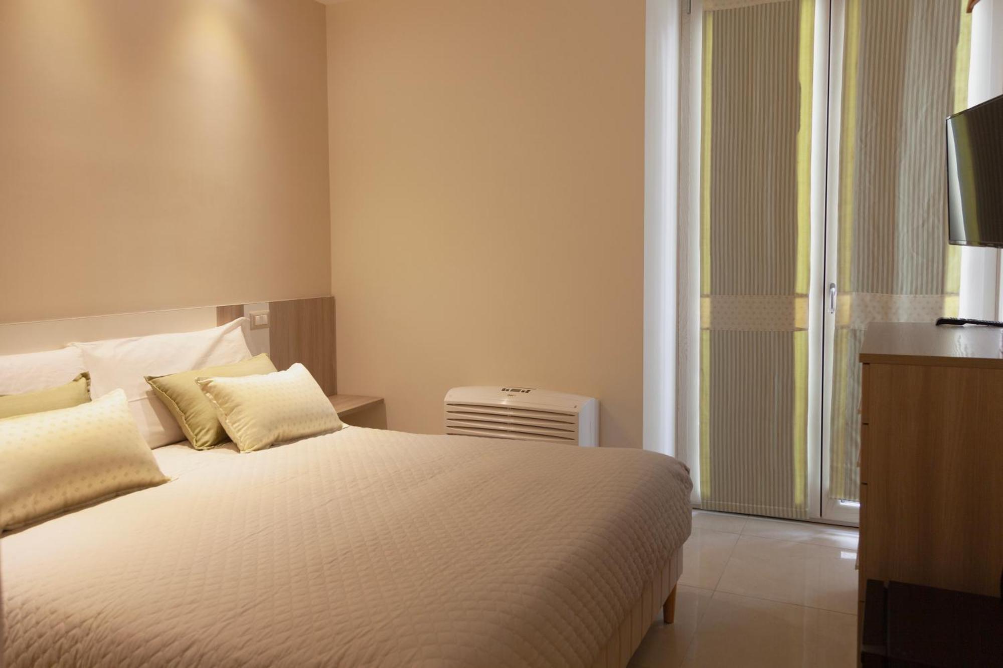 Opera 5 Hotell Napoli Eksteriør bilde
