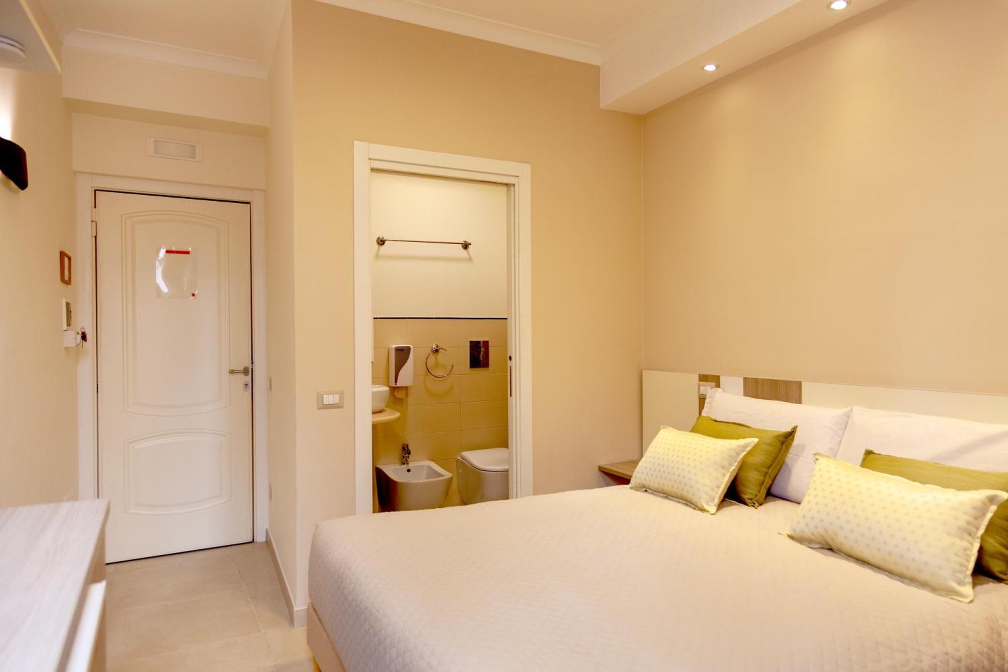 Opera 5 Hotell Napoli Eksteriør bilde